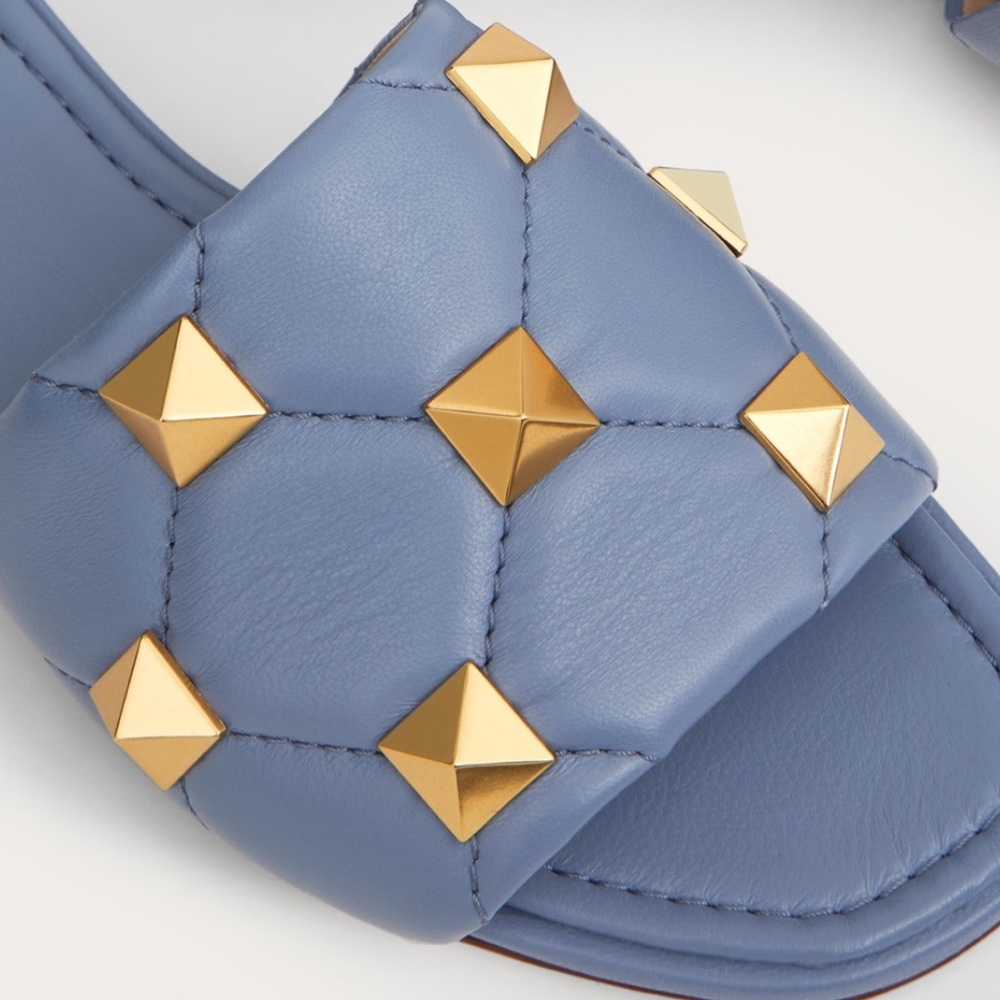 Valentino Garavani ROMAN STUD FLAT SLIDE SANDAL IN QUILTED NAPPA - Picture 4 of 12